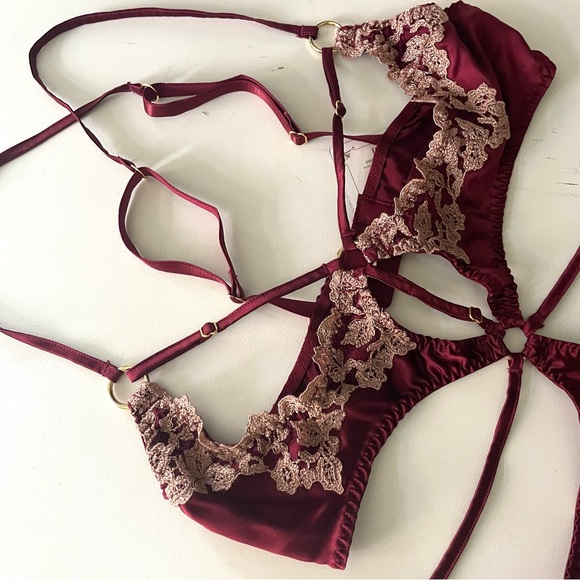 NWT Coco de Mer Burgundy Silk Playsuit - Picture 5 of 10